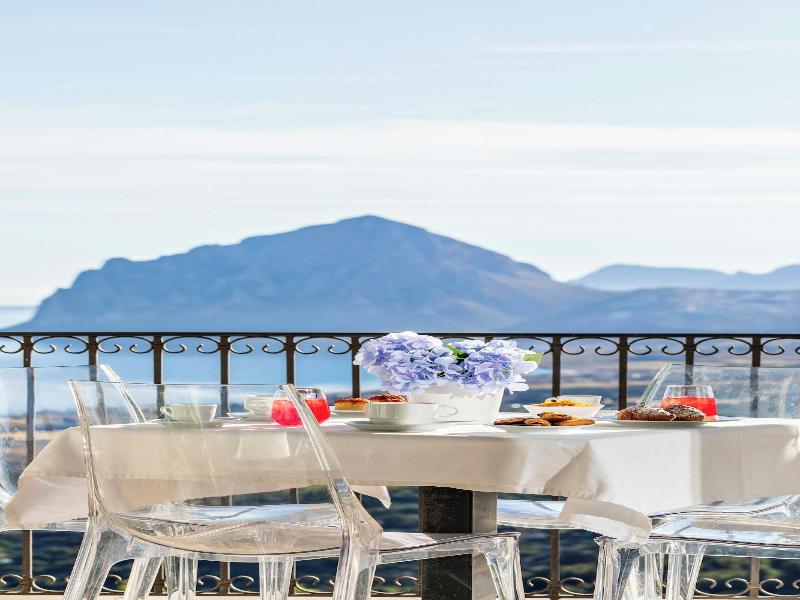 Venere Di Erice Resort image
