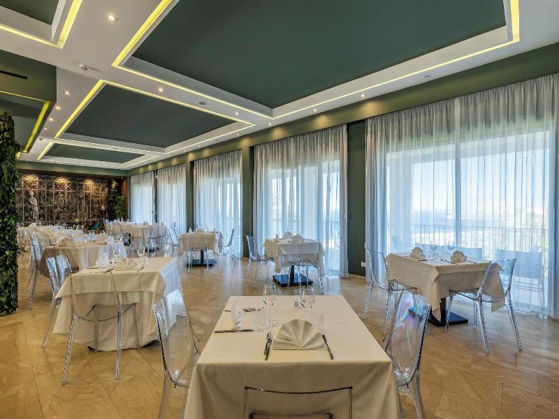 Venere Di Erice Resort image