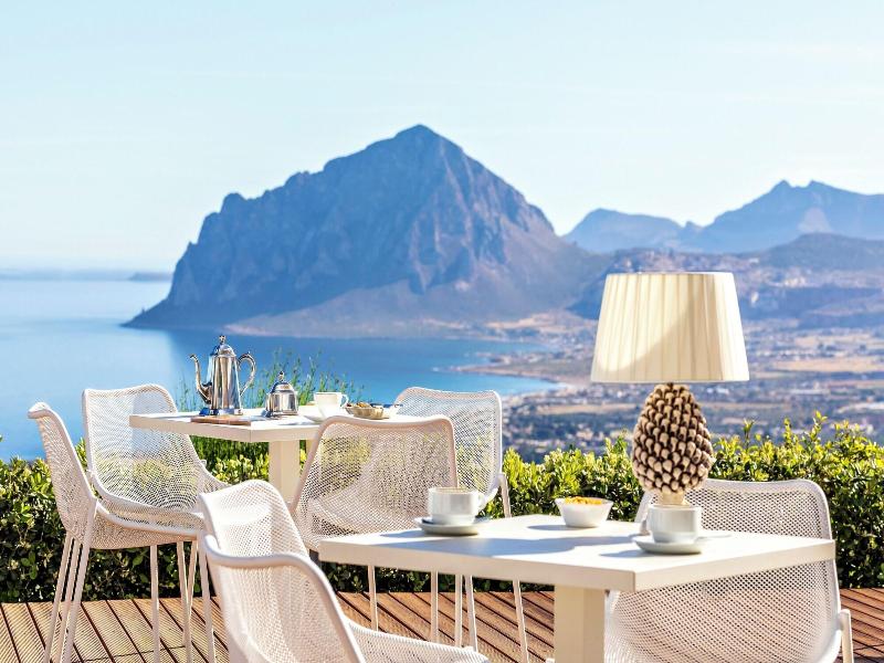 Venere Di Erice Resort image