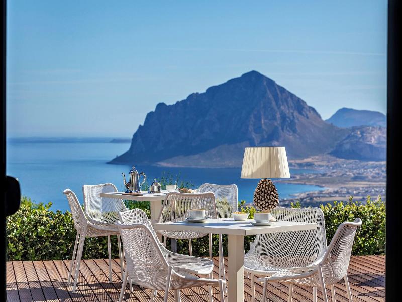 Venere Di Erice Resort image