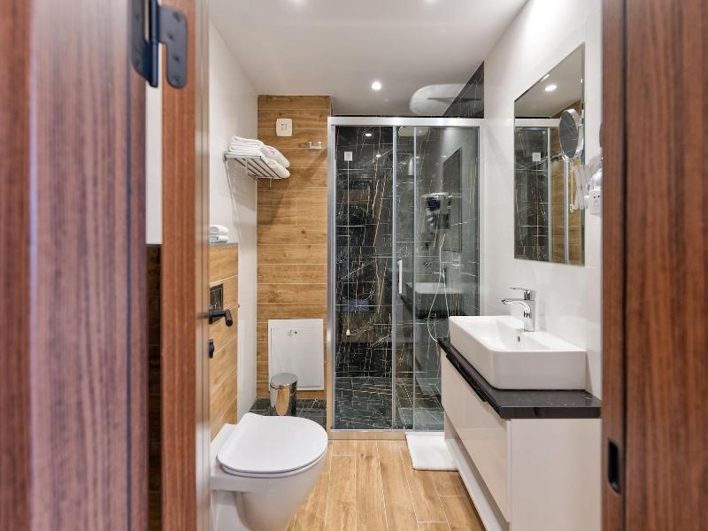 Queen Of Zlatibor Hotel & Spa image