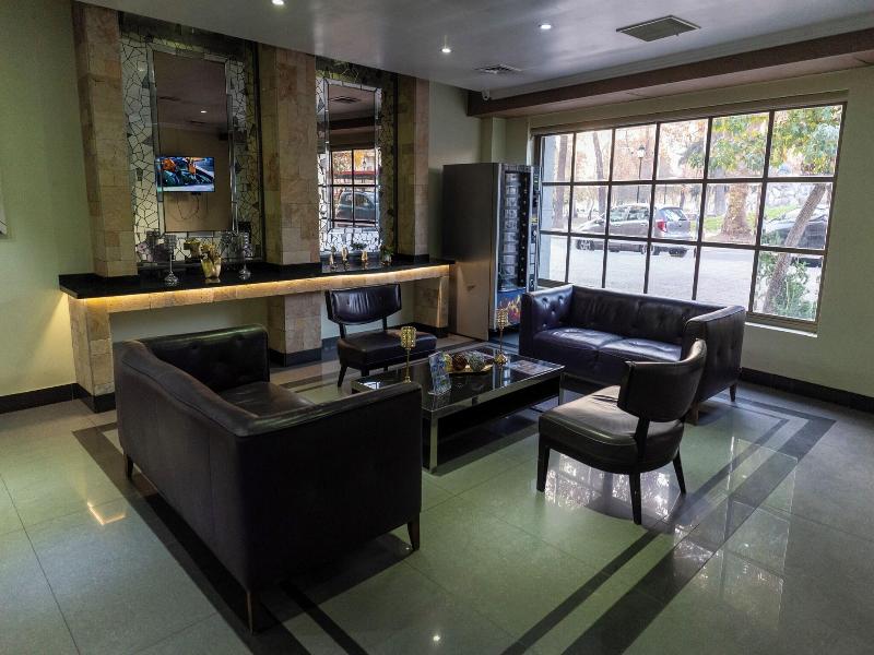 Hotel Infinity Park Santiago image