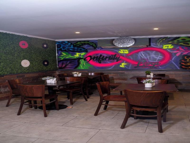 Hotel Infinity Park Santiago image