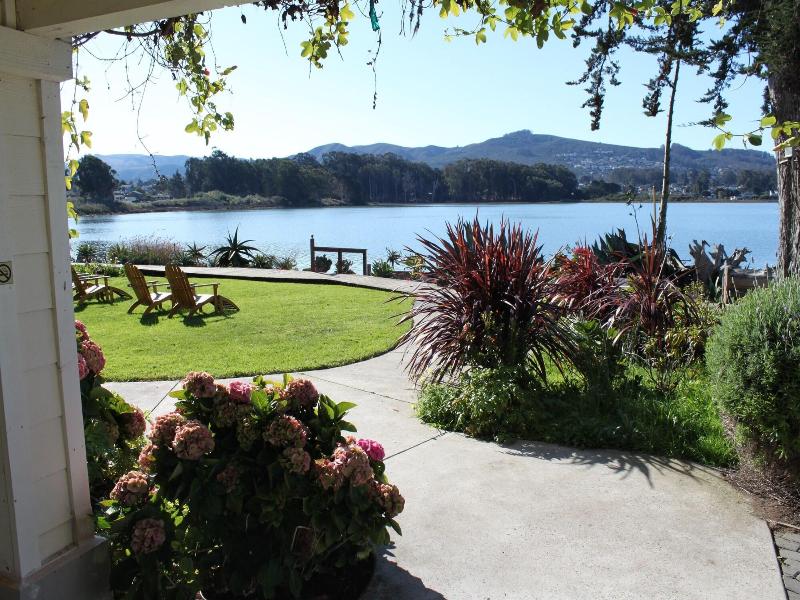 Back Bay Inn — general view