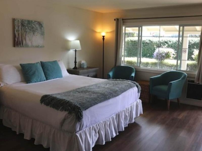 Back Bay Inn image