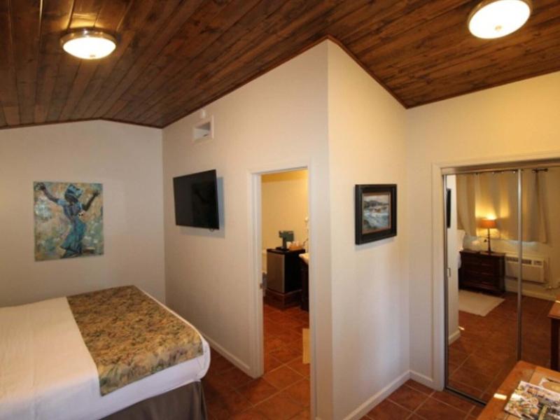 Back Bay Inn image
