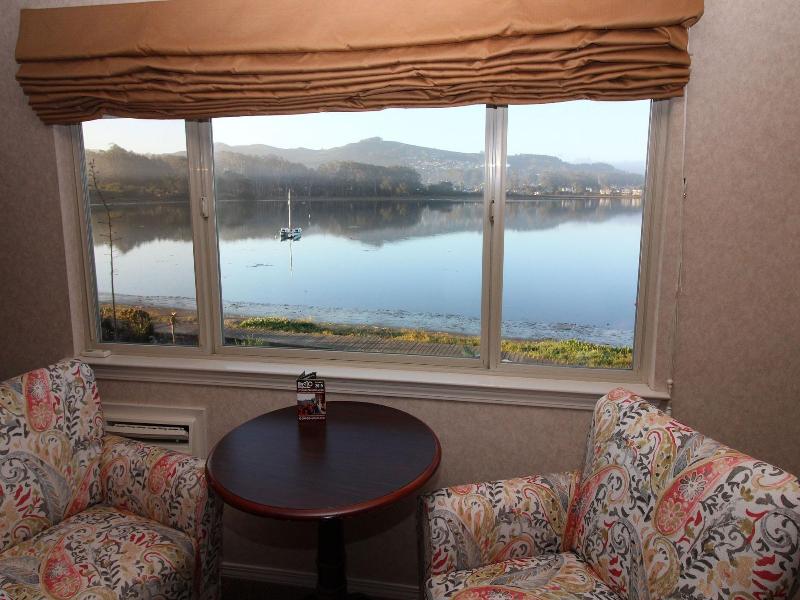 Back Bay Inn image