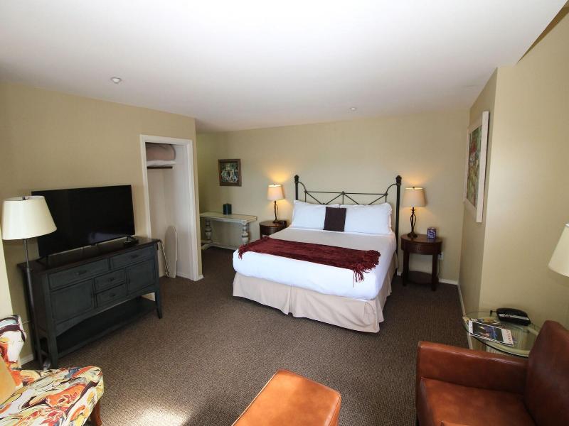 Back Bay Inn image