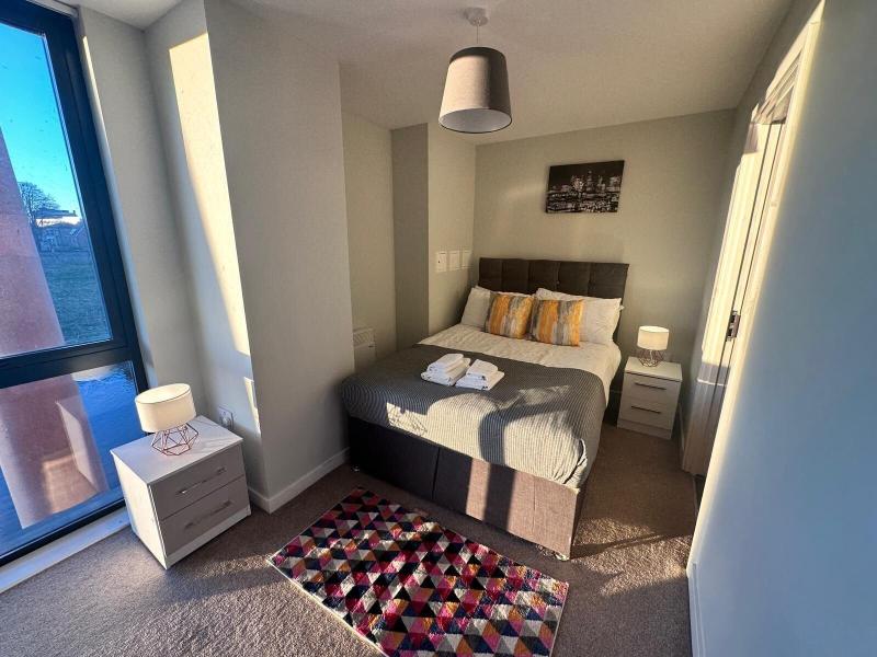Adelphi Wharf Apartments By Beehosting image