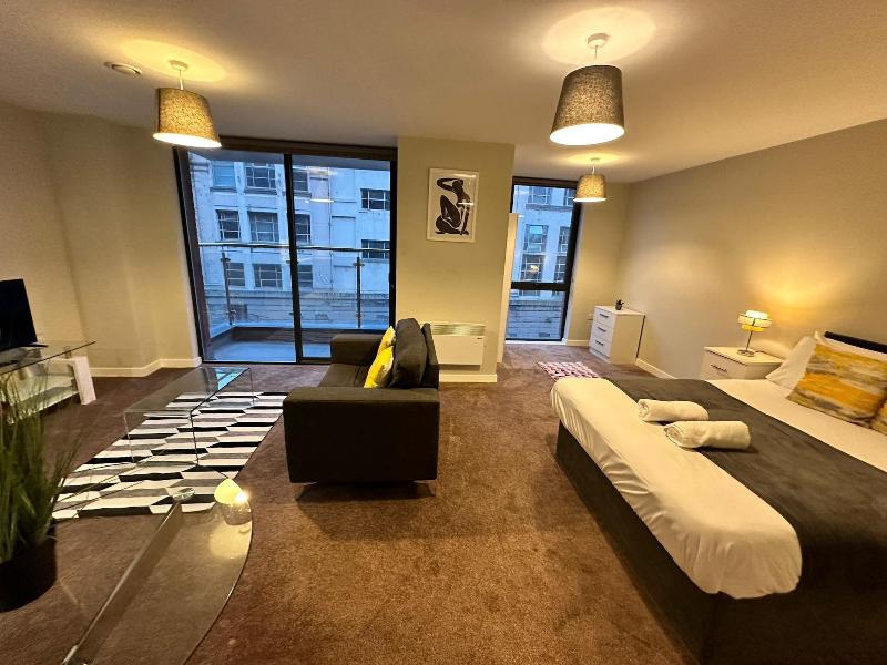 Adelphi Wharf Apartments By Beehosting image