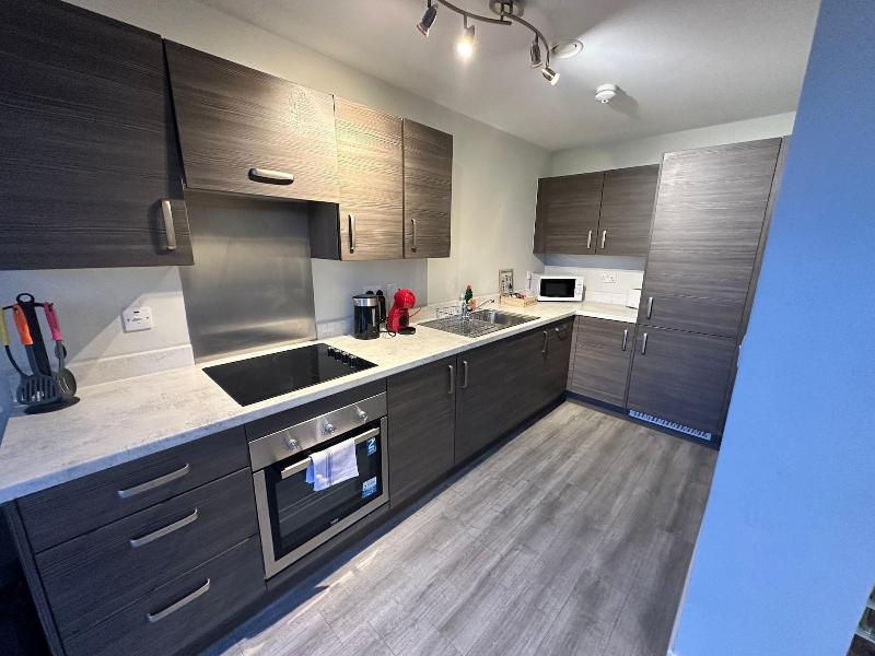 Adelphi Wharf Apartments By Beehosting image