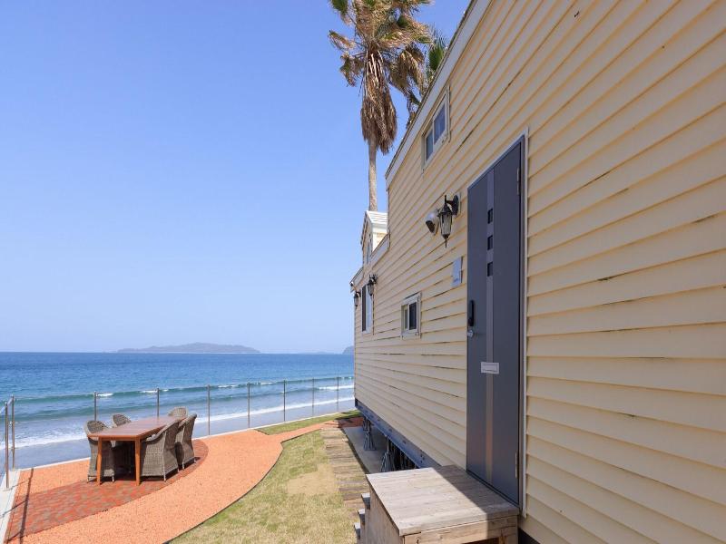 Albahotelandglamping image