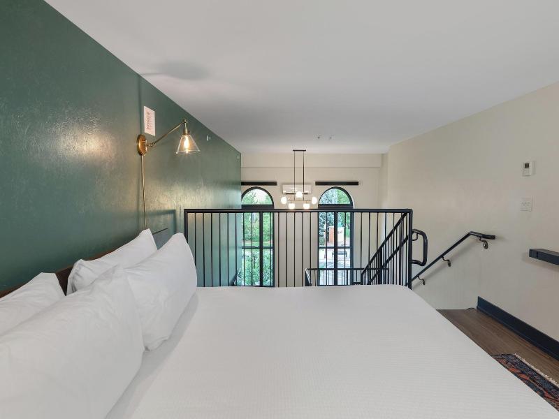 The Rathbone Hotel — photo 4