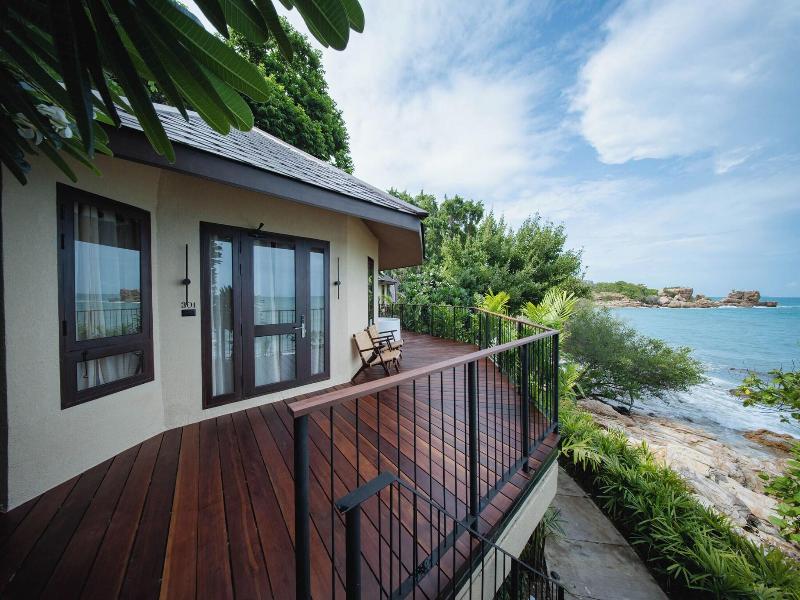 Kira Baya Koh Samed image