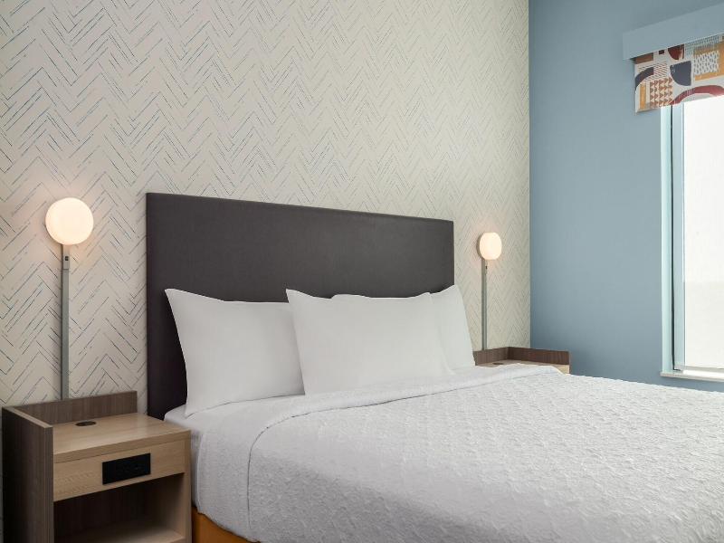 Home2 Suites By Hilton Riverview Tampa image