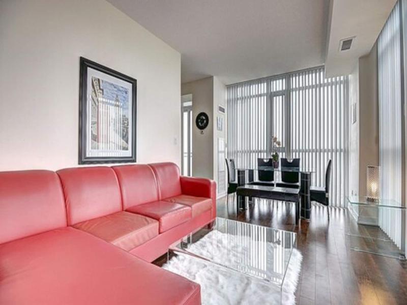 Pathway Suites image