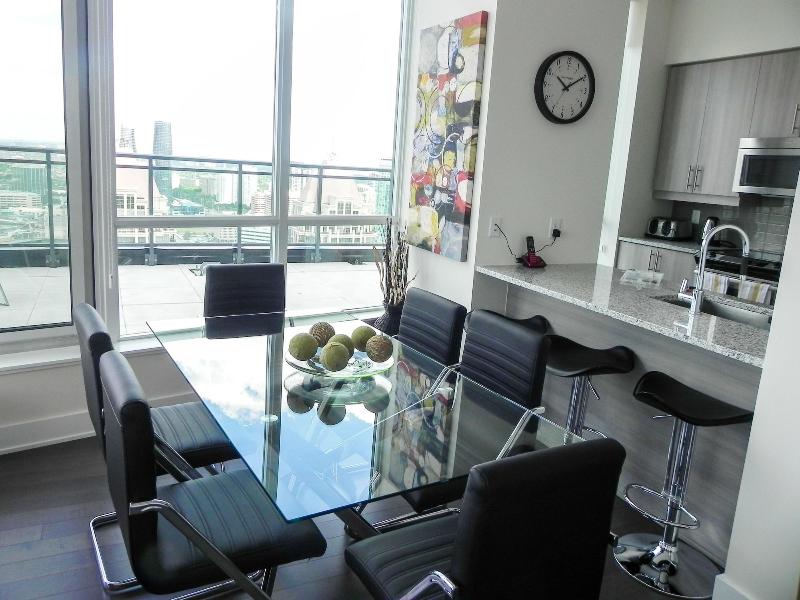Pathway Suites image