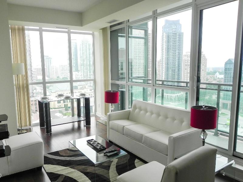 Pathway Suites image