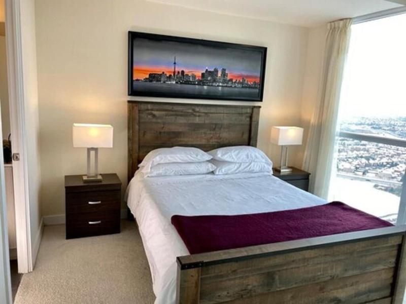 Pathway Suites image