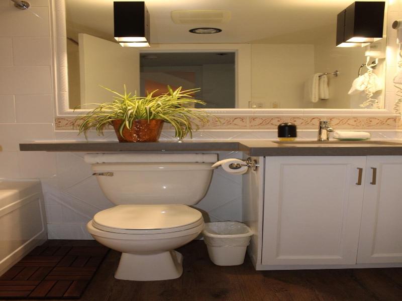 Gibbons Life Accommodations image