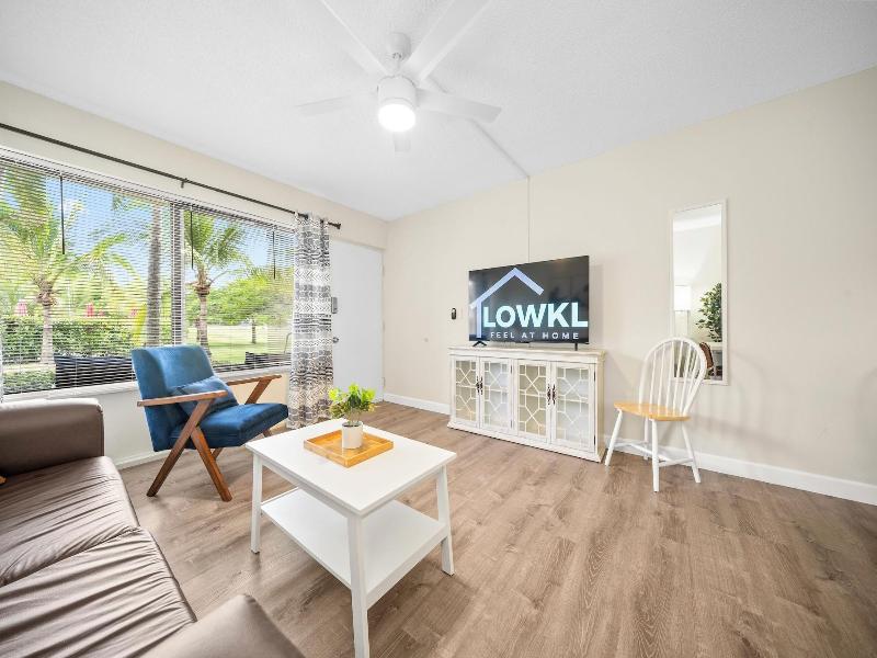 Riverwatch Apartments By Lowkl image