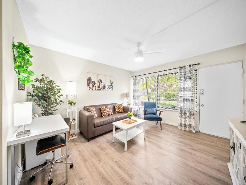 Riverwatch Apartments By Lowkl image