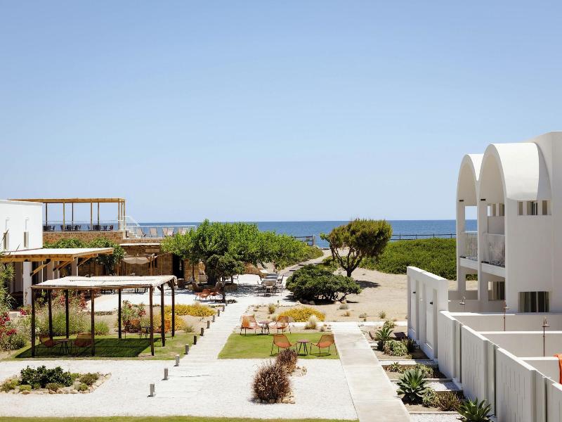 Alero Seaside Skyros Resort