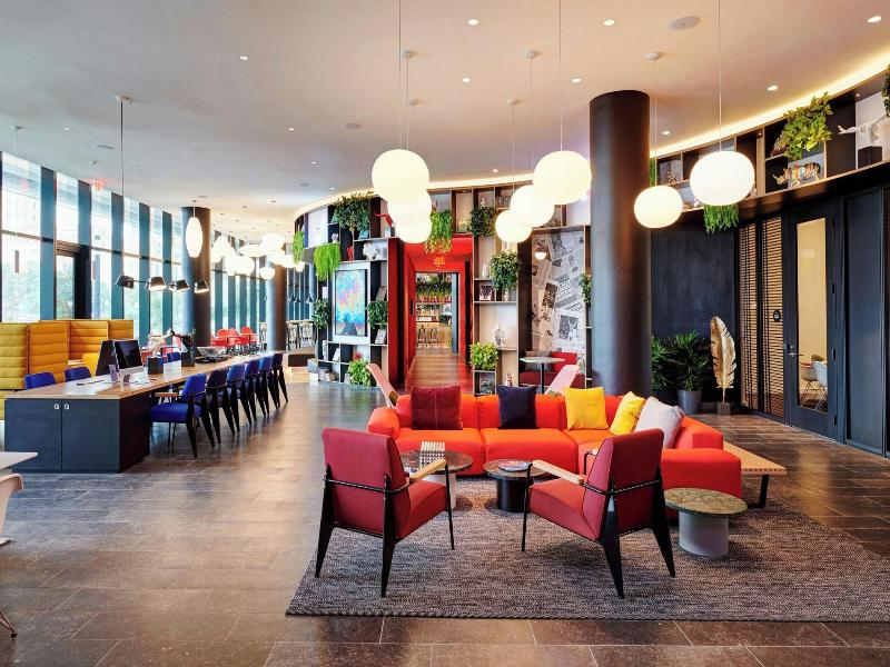 Citizenm Miami Worldcenter image