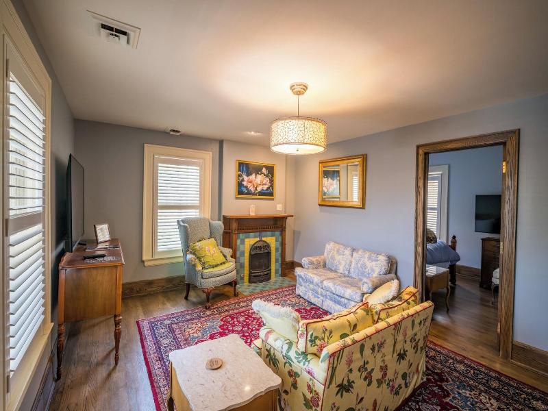 Frederick Stearns House Historic Inn image