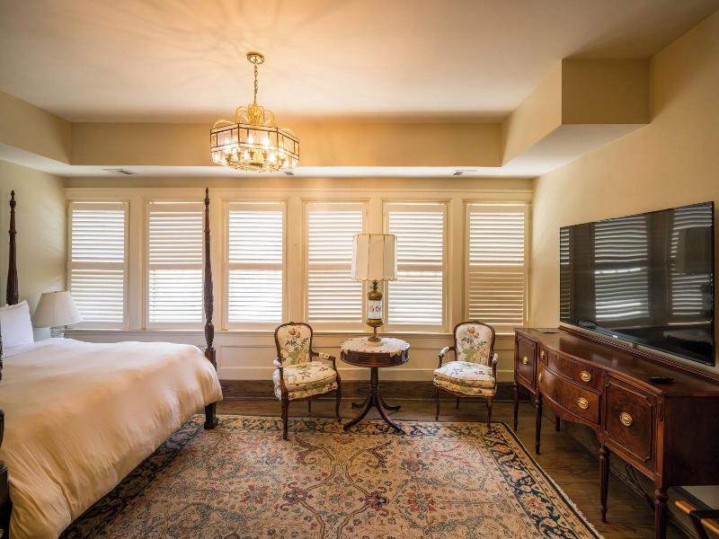Frederick Stearns House Historic Inn image