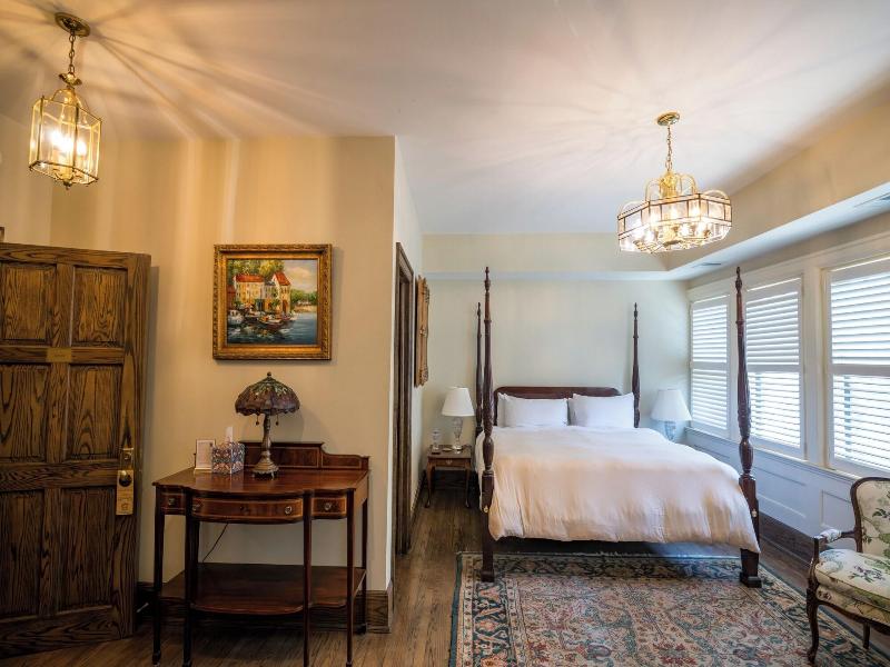 Frederick Stearns House Historic Inn image