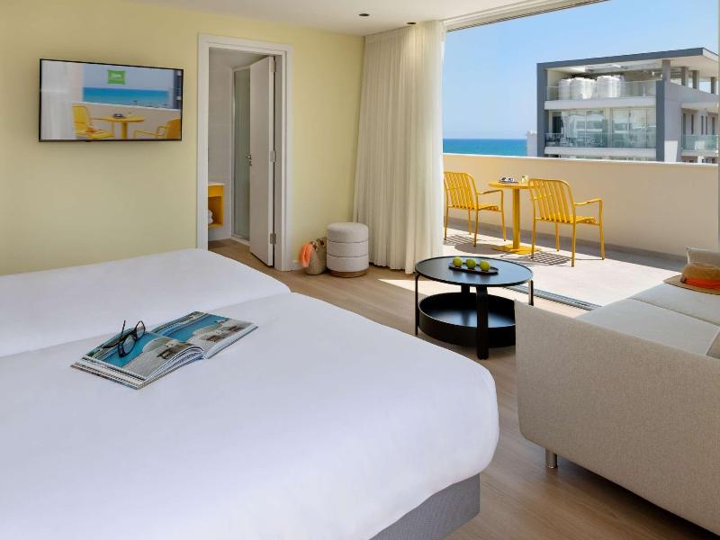 ibis Styles Larnaca Finikoudes Beach image
