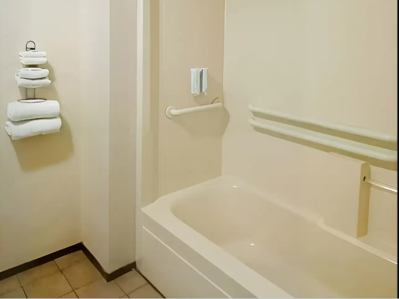Rodeway Inn Jackson-Martell Ca image