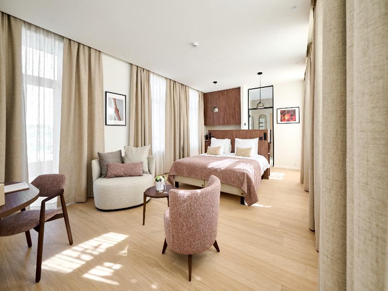 Éole Resort - Prestige Suites image
