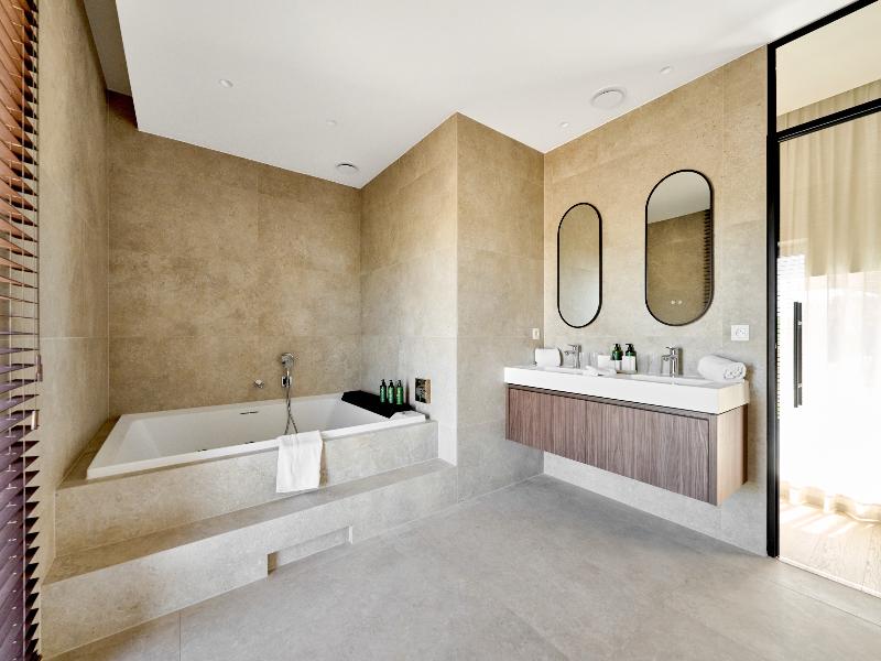 Éole Resort - Prestige Suites image