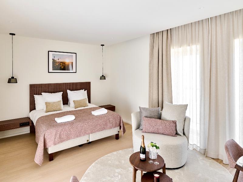 Éole Resort - Prestige Suites image