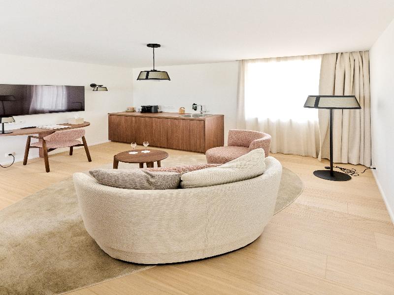 Éole Resort - Prestige Suites image