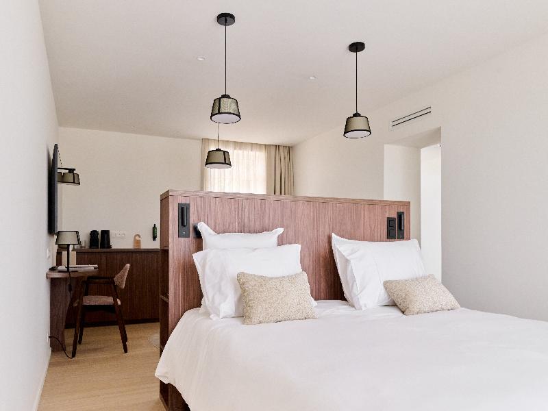 Éole Resort - Prestige Suites image