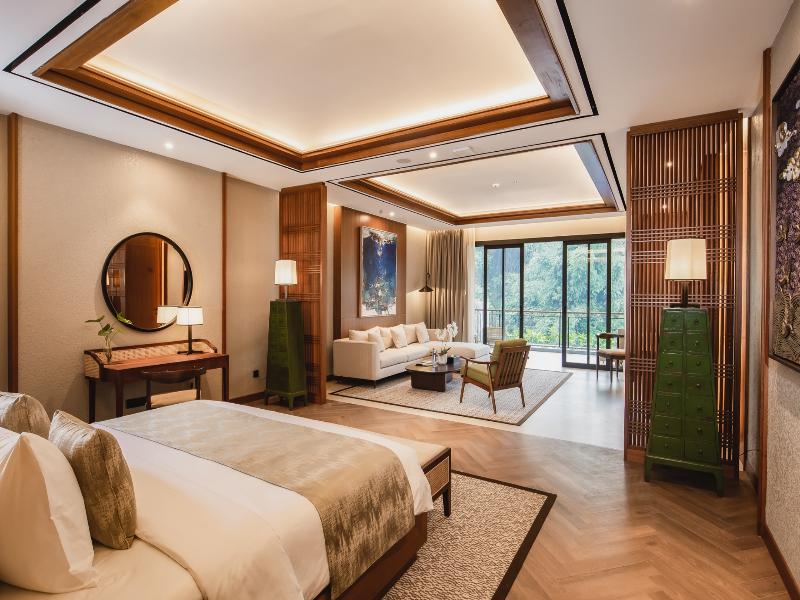 Plataran Puncak Resort image