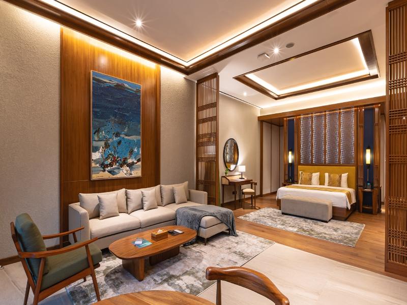Plataran Puncak Resort image