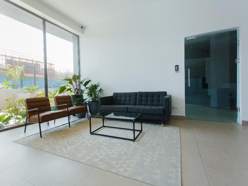 Accra Luxury Apartments At Loxwood image