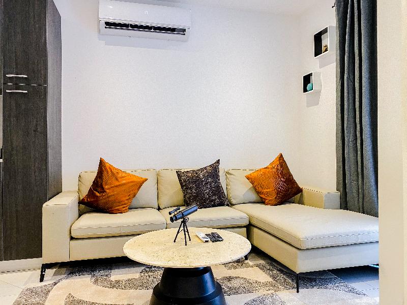 Accra Luxury Apartments At Loxwood image