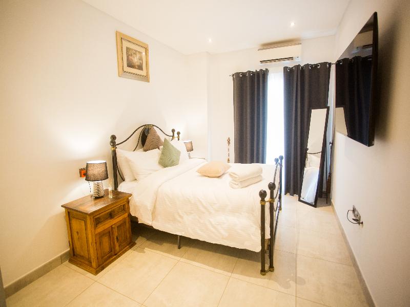 Accra Luxury Apartments At Loxwood image