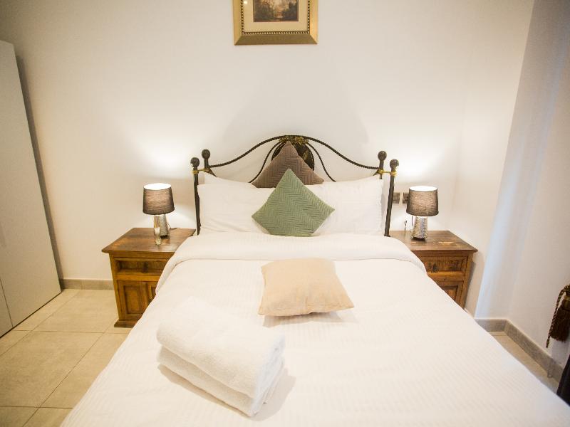 Accra Luxury Apartments At Loxwood image