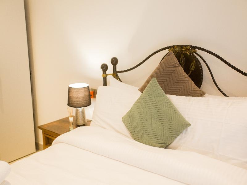 Accra Luxury Apartments At Loxwood image