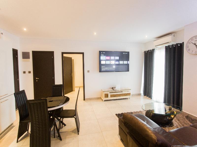 Accra Luxury Apartments At Loxwood image