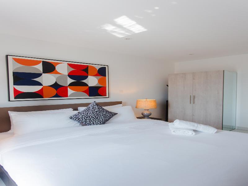 Accra Luxury Apartments At Loxwood image