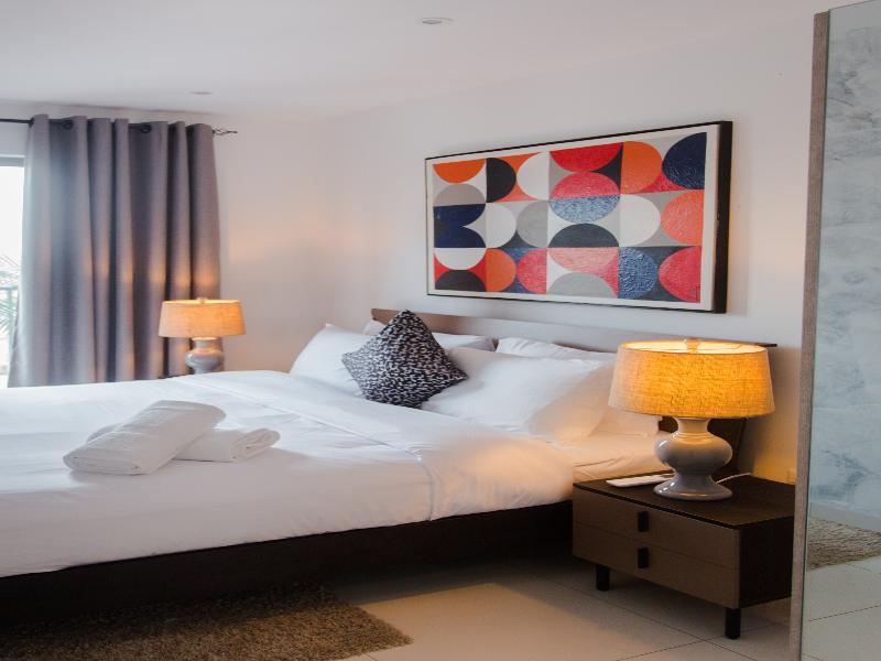 Accra Luxury Apartments At Loxwood image