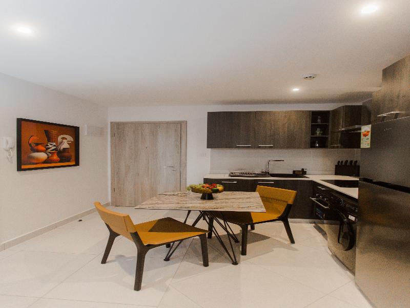 Accra Luxury Apartments At Loxwood image