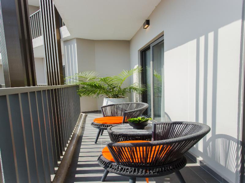 Accra Luxury Apartments At Loxwood image